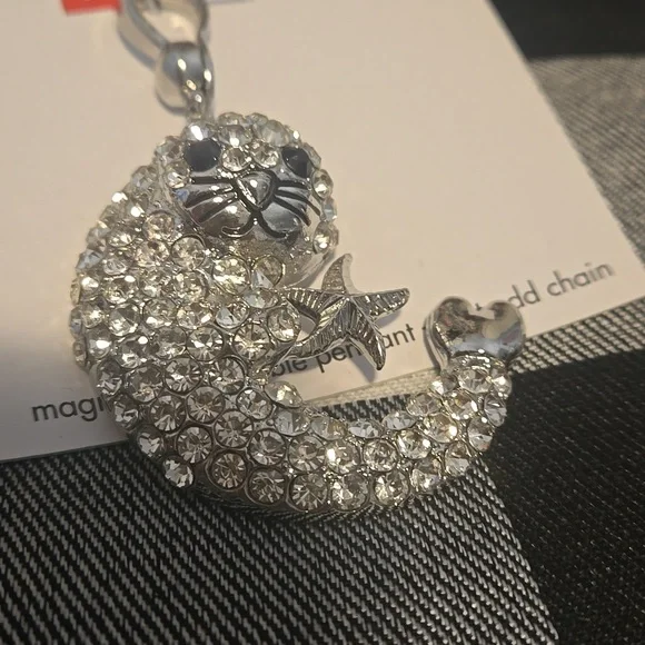 otter pendant - Picture 2 of 4